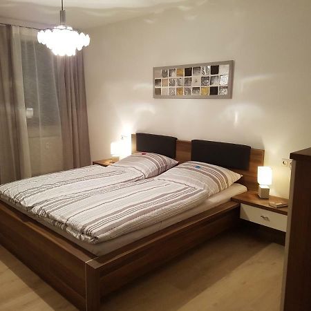 Andys Ferienwohnung ノイシュタット・アン・デア・ヴァルトナーブ エクステリア 写真