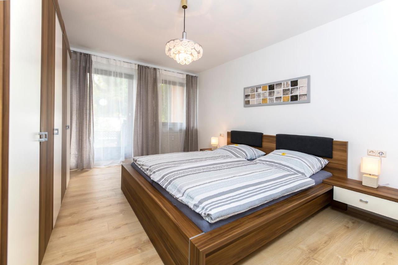 Andys Ferienwohnung ノイシュタット・アン・デア・ヴァルトナーブ エクステリア 写真